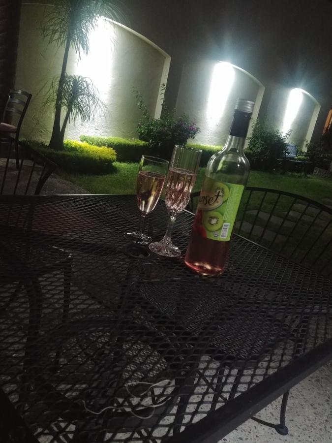 Estancia Santa Fe Celaya  Εξωτερικό φωτογραφία