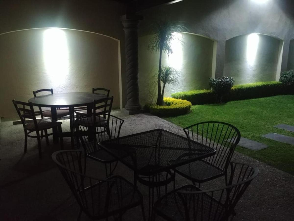 Estancia Santa Fe Celaya  Εξωτερικό φωτογραφία