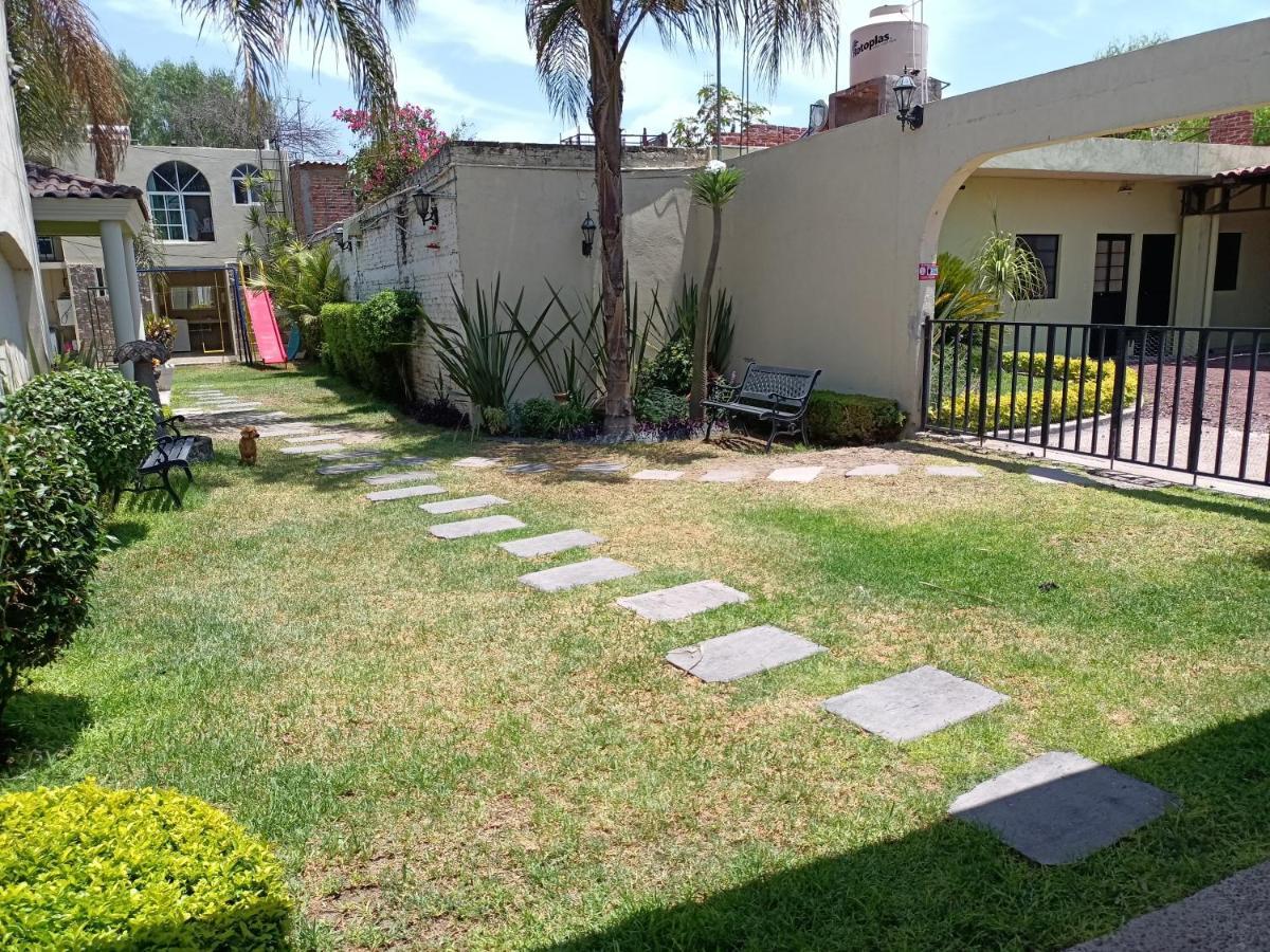 Estancia Santa Fe Celaya  Εξωτερικό φωτογραφία