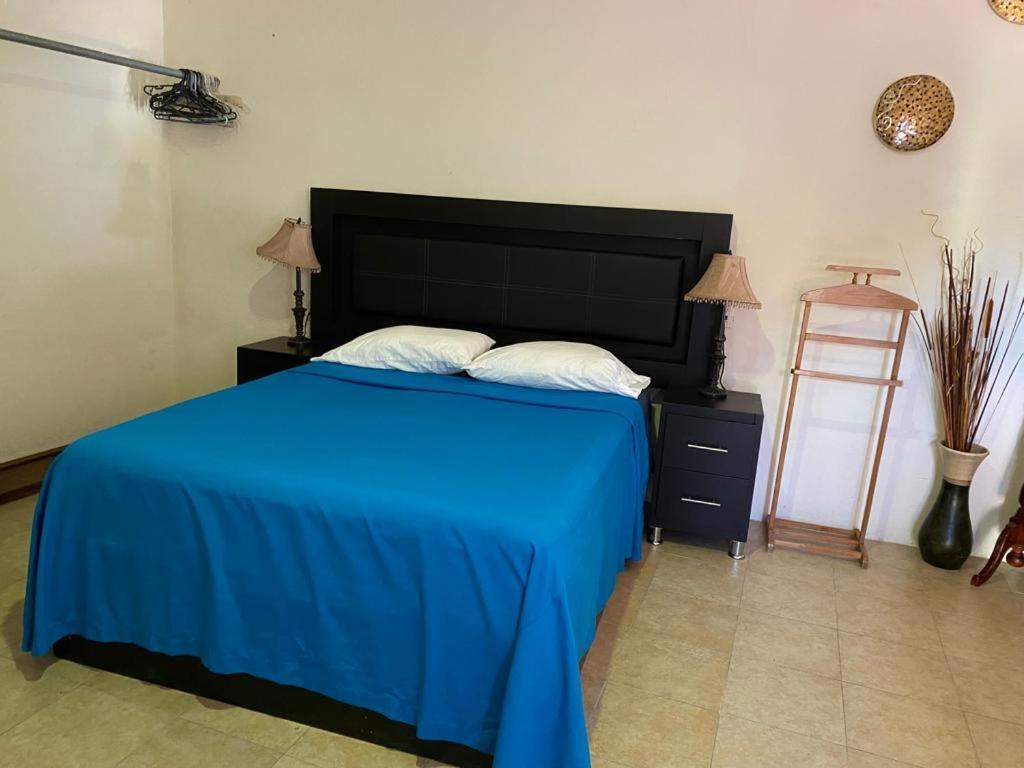 Estancia Santa Fe Celaya  Εξωτερικό φωτογραφία