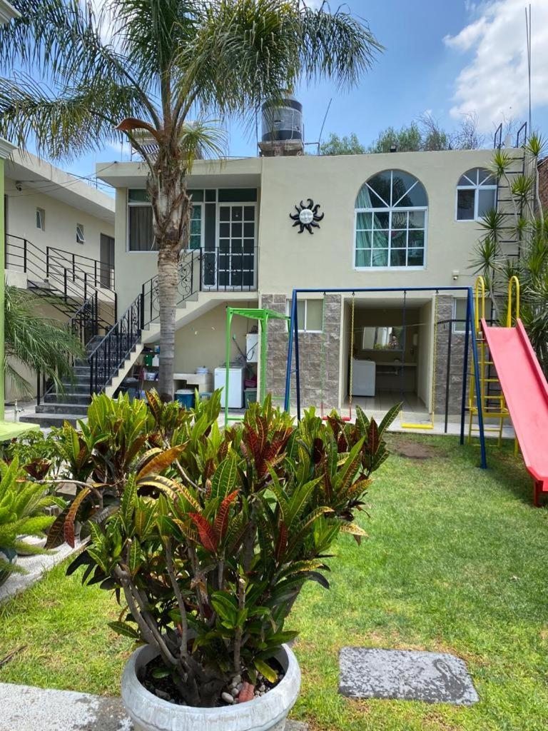 Estancia Santa Fe Celaya  Εξωτερικό φωτογραφία